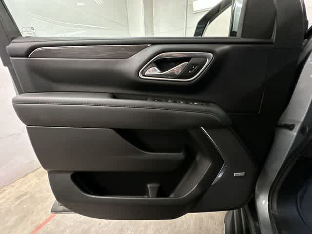 Used 2023 Chevrolet Tahoe LT AWD/4WD image 18