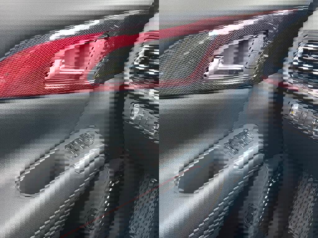 New 2026 Chevrolet Traverse RS image 19