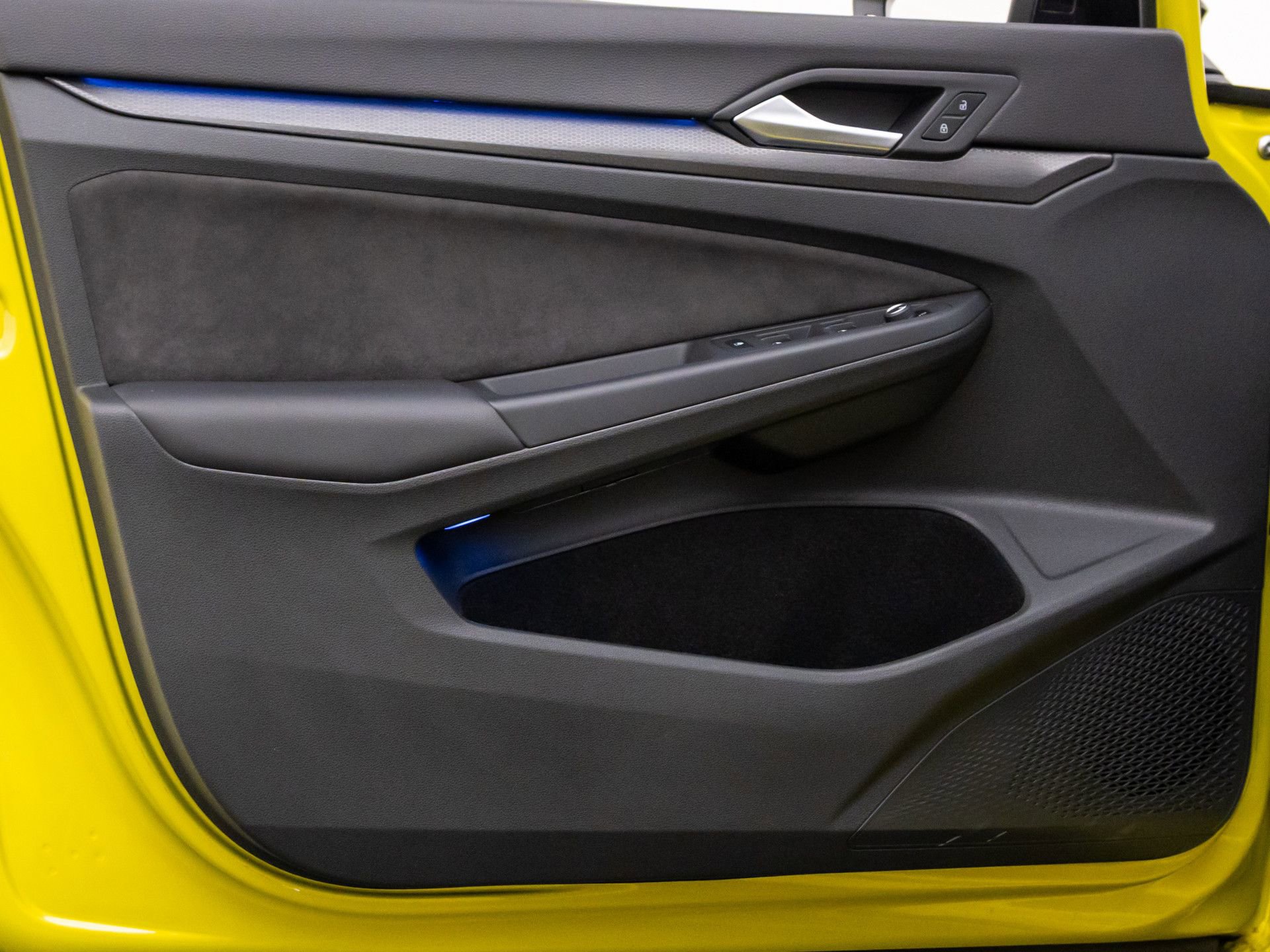 Used 2023 Volkswagen GTI 40th Anniversary Edition image 12