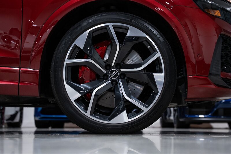 Used 2024 Audi RS Q8 AWD/4WD image 51