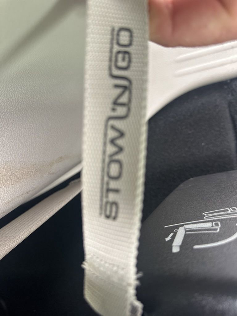 Used 2024 Chrysler Pacifica Touring-L image 19