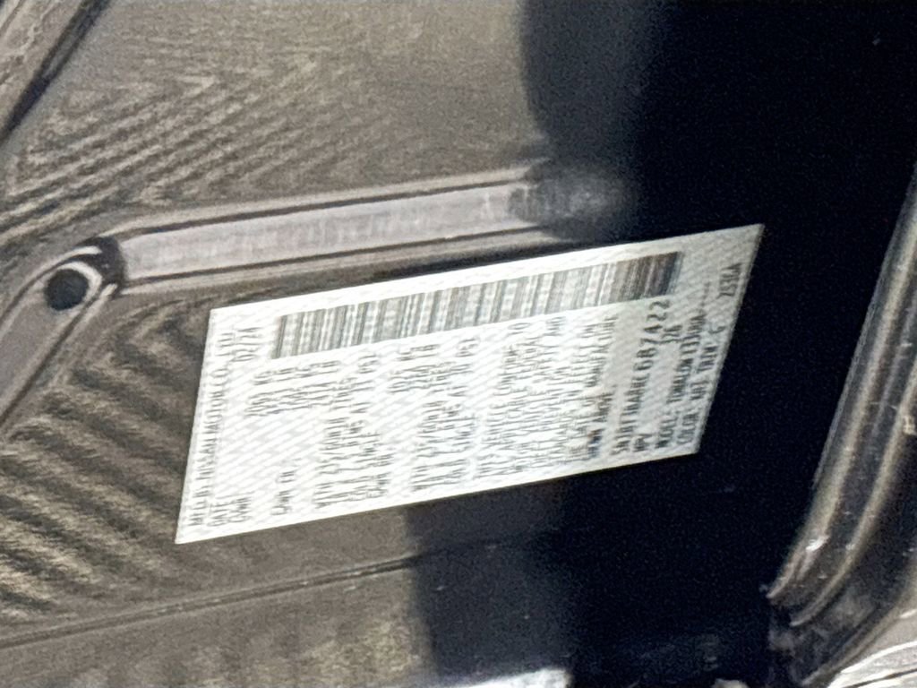 Used 2024 Nissan Rogue SV image 24