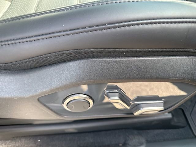 Certified 2026 Kia EV9 Land w/ Nightfall Edition Package image 52