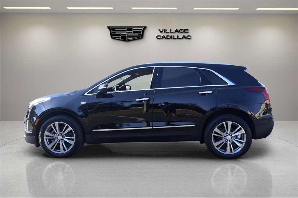 New 2026 Cadillac XT5 Premium Luxury image 2