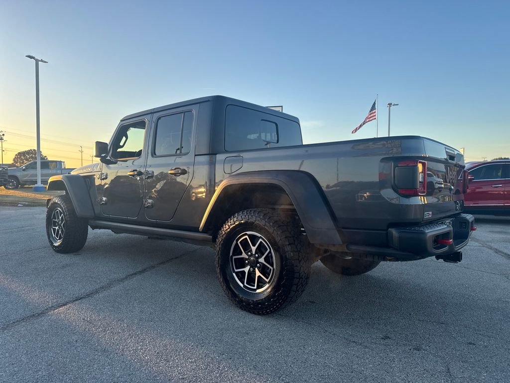 Used 2024 Jeep Gladiator Rubicon w/ Technology Group image 3