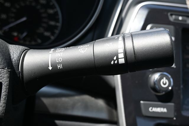 Used 2023 Nissan Maxima SL FWD image 35