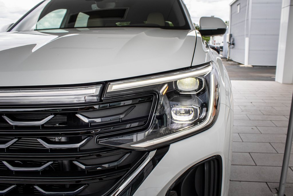 New 2026 Volkswagen Atlas Cross Sport SE image 9