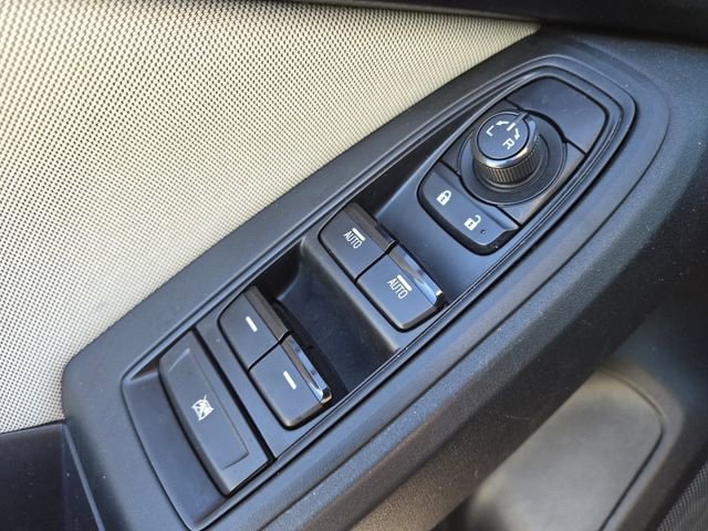 Used 2017 Subaru Impreza 2.0i Premium image 9