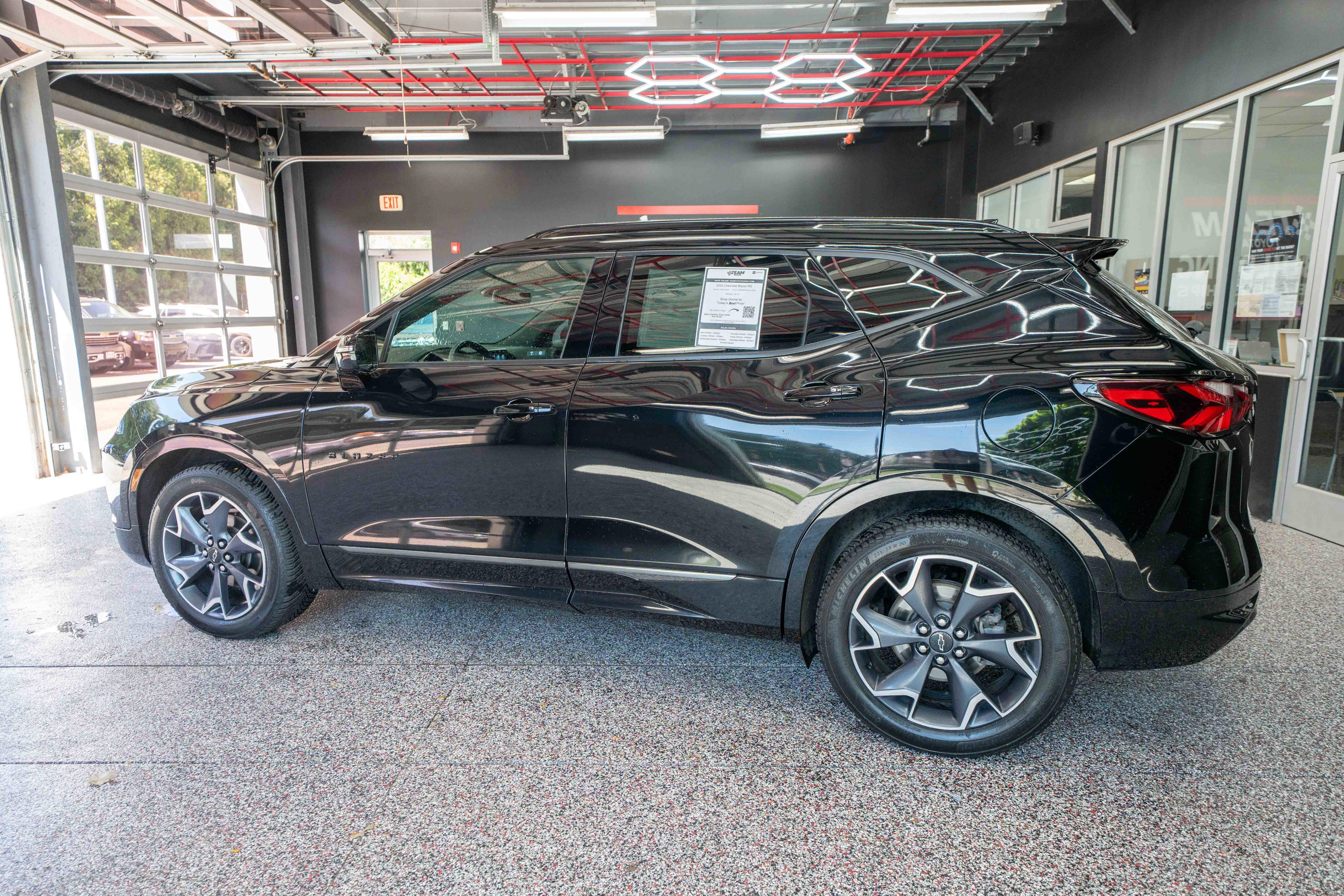 Used 2022 Chevrolet Blazer RS AWD/4WD image 2