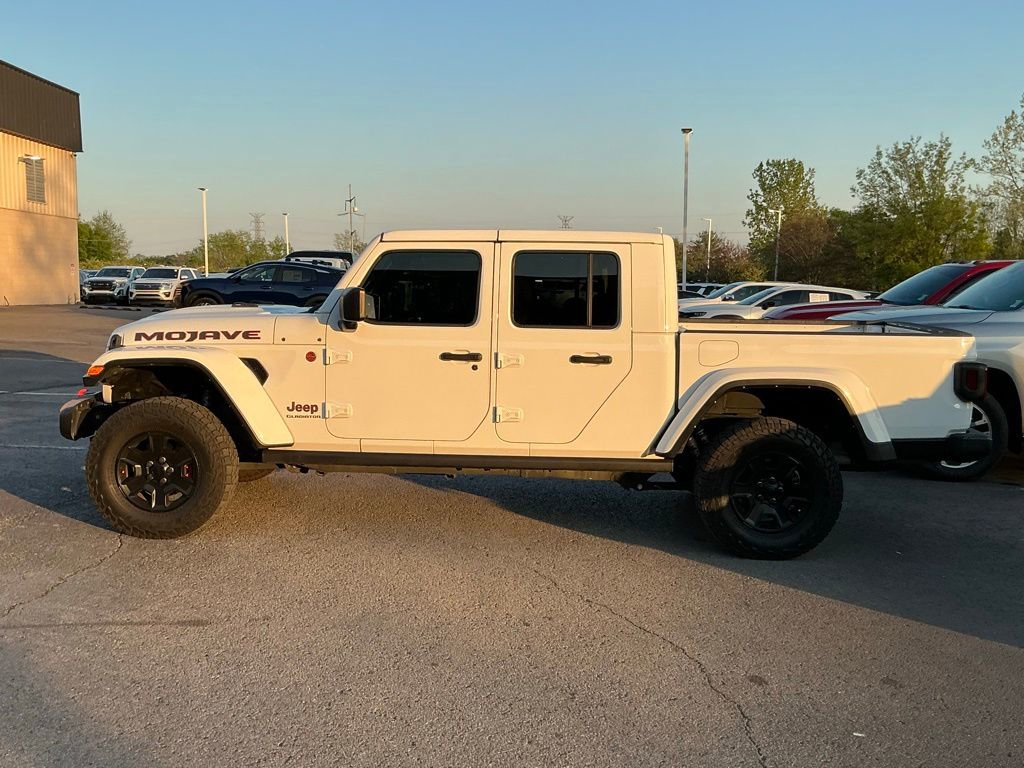 Used 2022 Jeep Gladiator Mojave w/ Cold Weather Group image 4