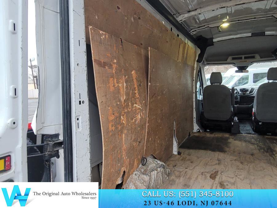 Used 2017 Ford Transit 250 148 Medium Roof image 15