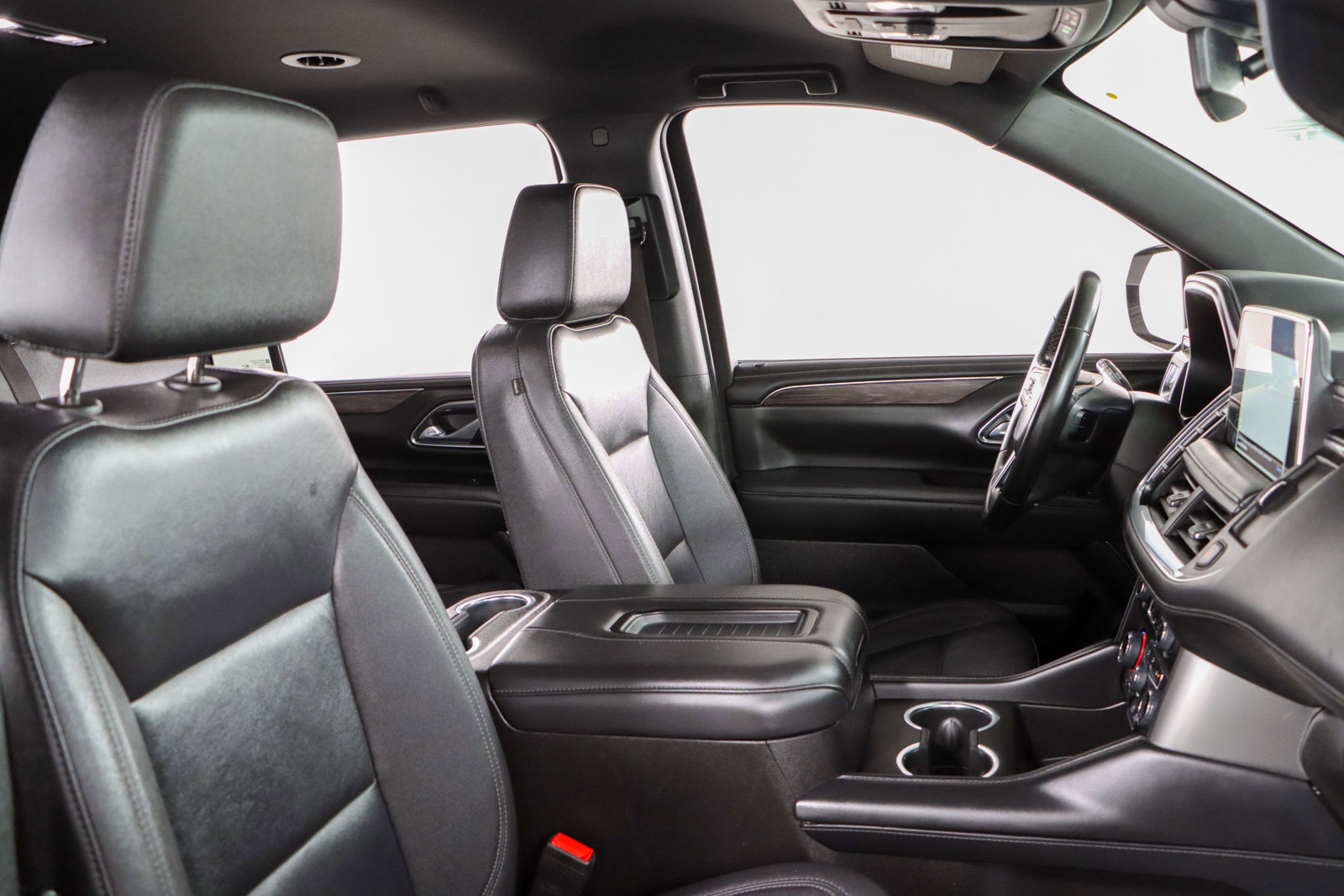 Used 2023 Chevrolet Suburban LT image 30