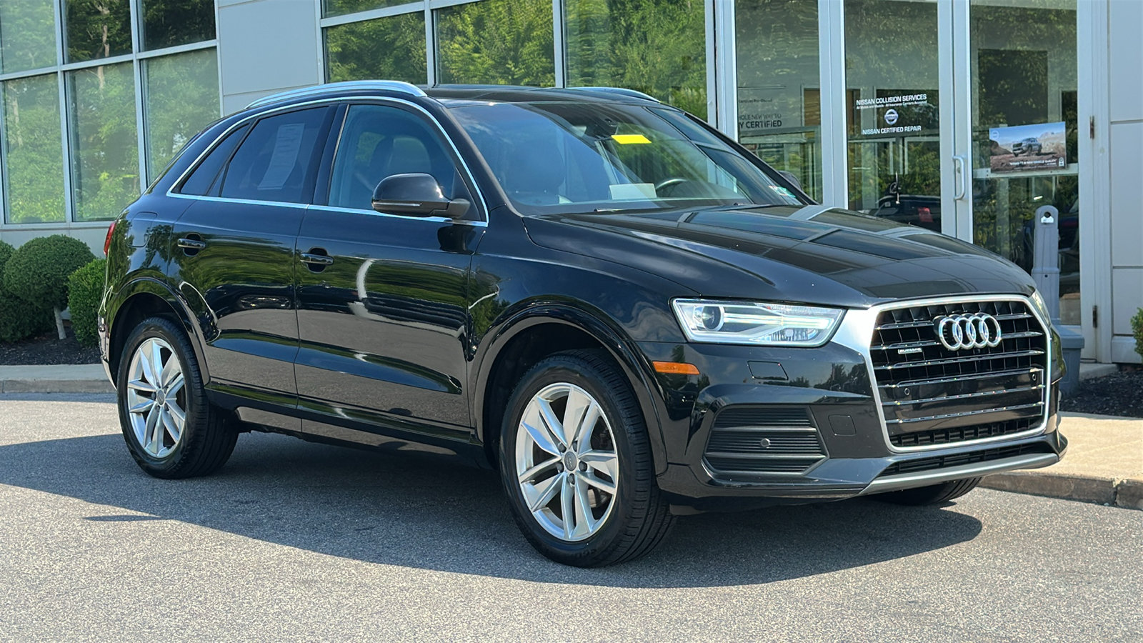Used 2016 Audi Q3 2.0T Premium Plus w/ Technology Package AWD/4WD image 2