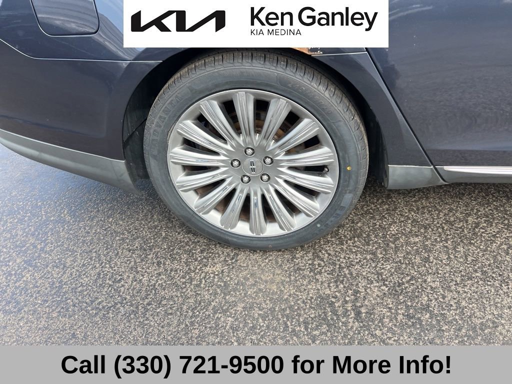 Used 2014 Lincoln MKS AWD w/ Equipment Group 101A image 22