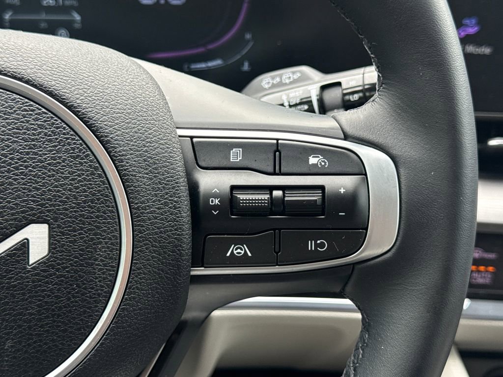 Used 2024 Kia Sportage EX AWD/4WD image 28