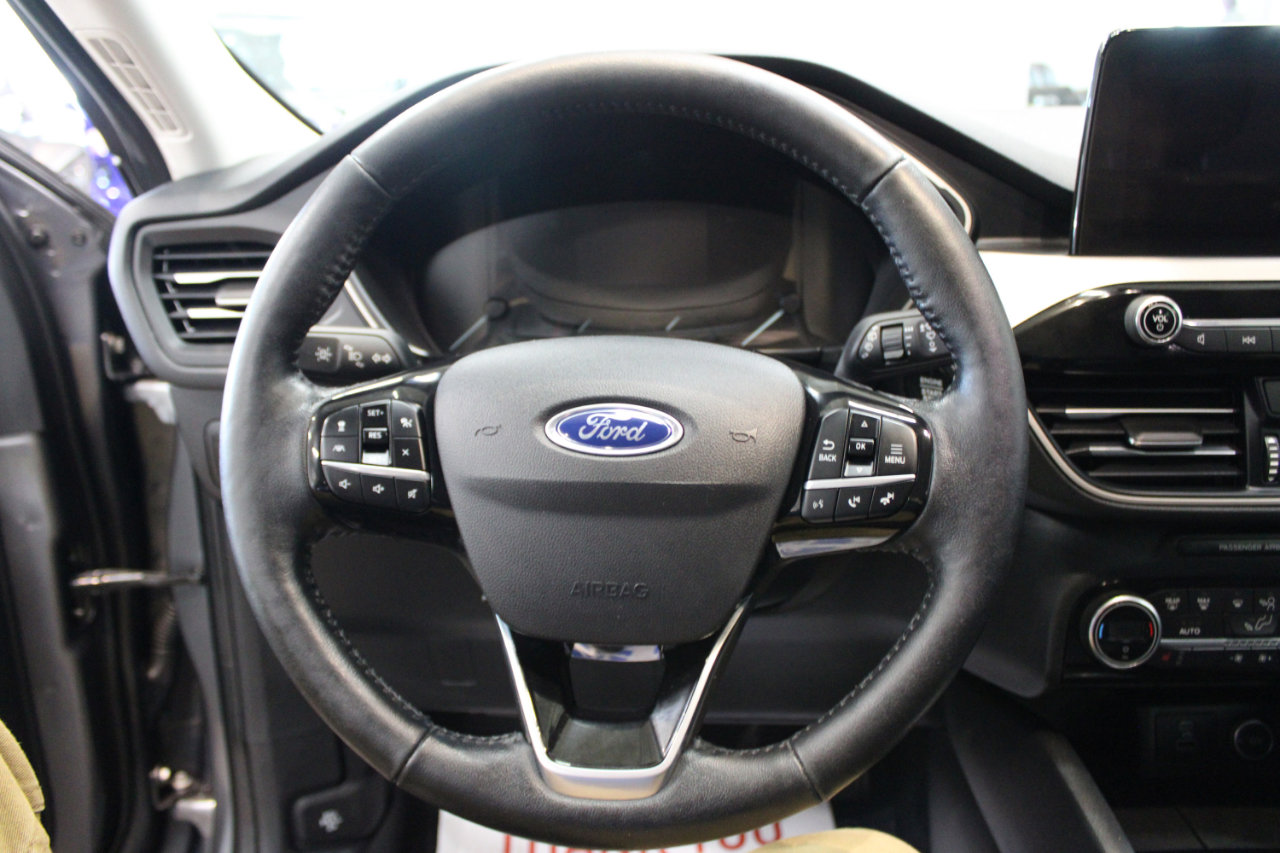 Used 2021 Ford Escape SEL image 14