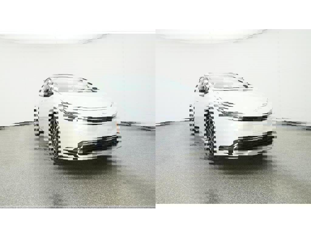 New 2026 Toyota Prius Plug-In Hybrid FWD image 30
