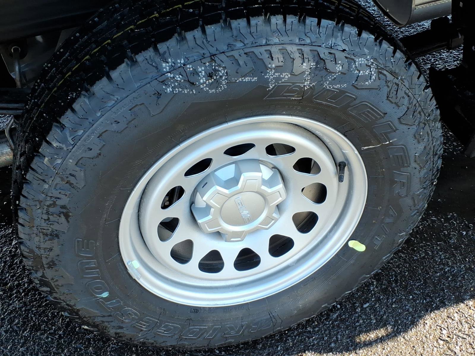 New 2026 GMC Sierra 1500 Pro w/ Pro Value Package image 8