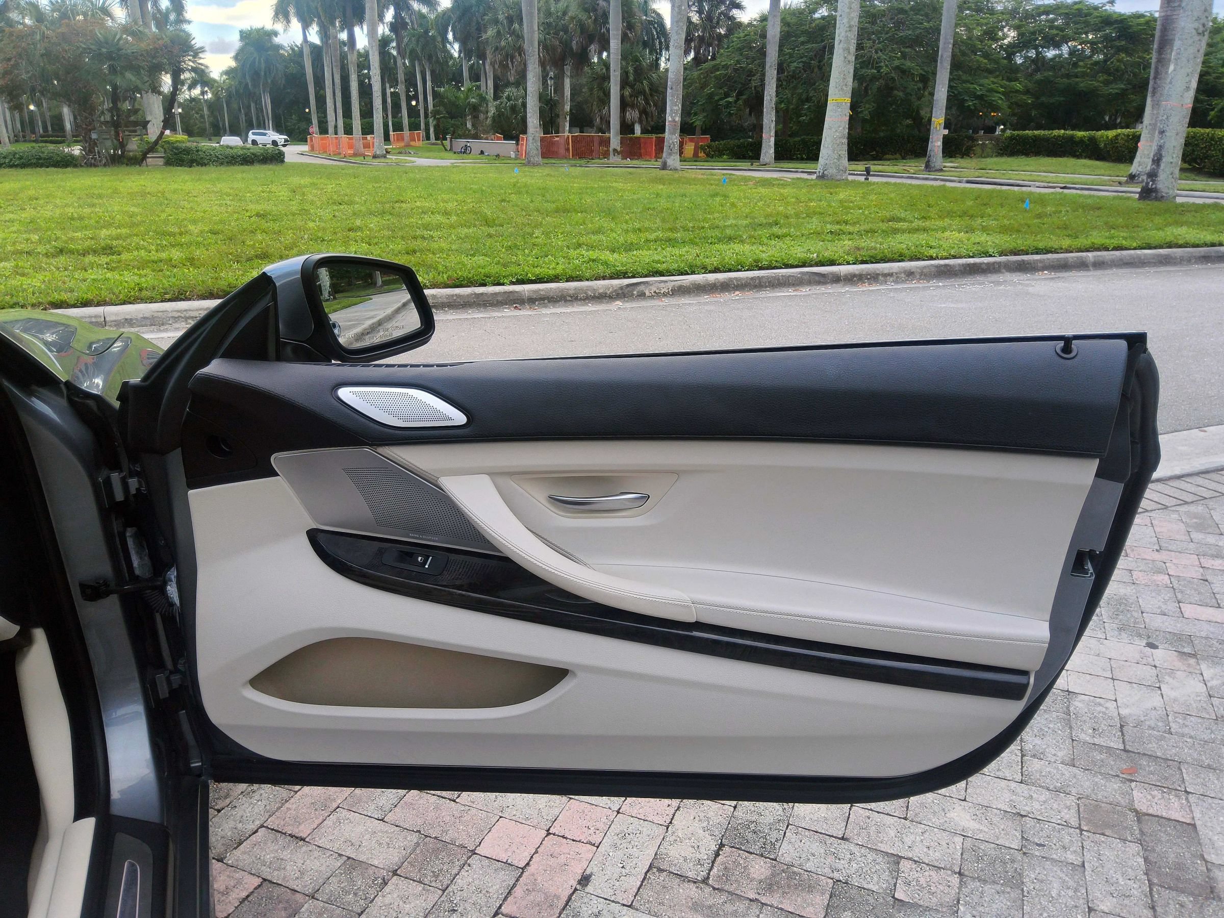 Used 2012 BMW 650i Convertible RWD image 35