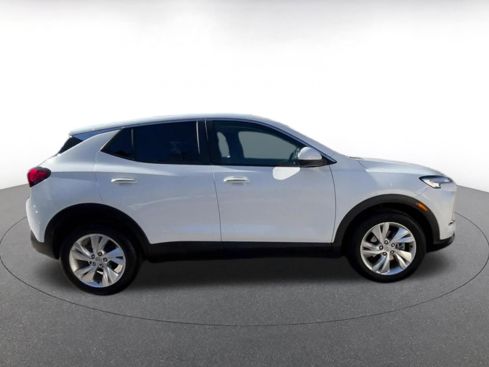 Used 2025 Buick Encore GX Preferred image 16