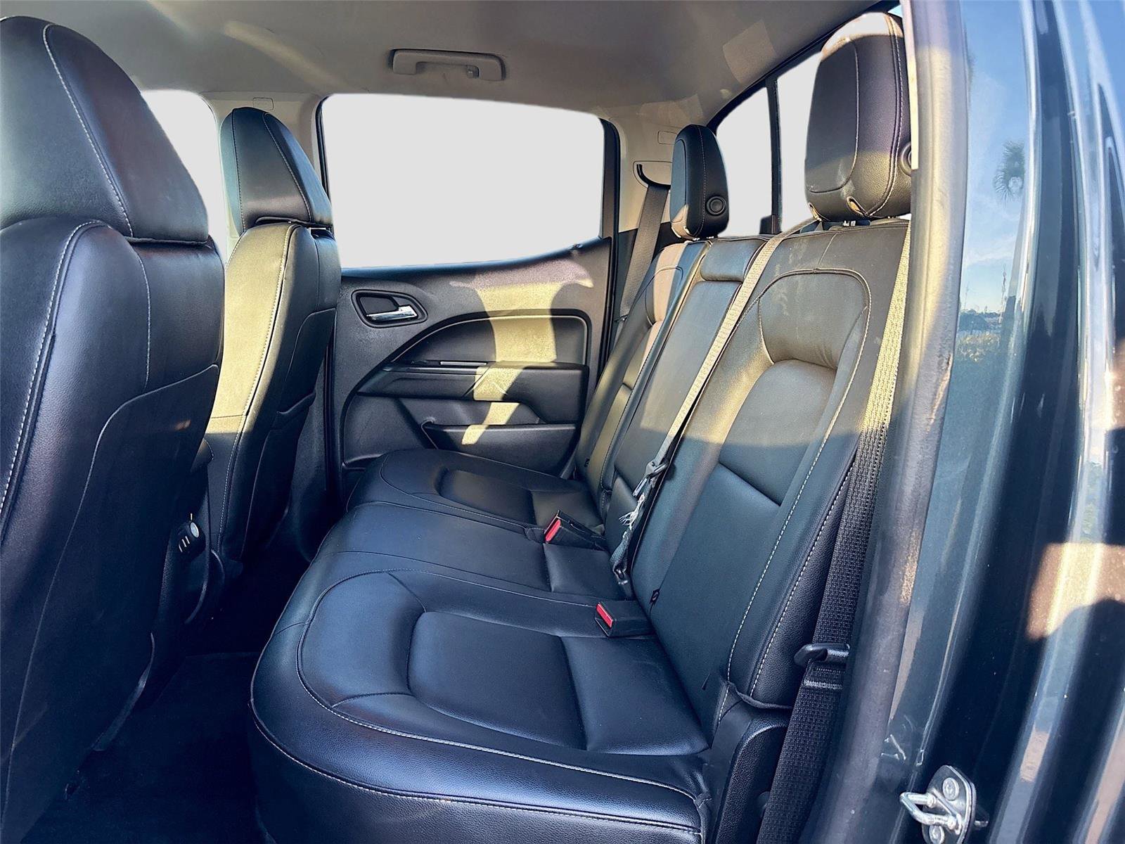 Used 2018 Chevrolet Colorado ZR2 image 27