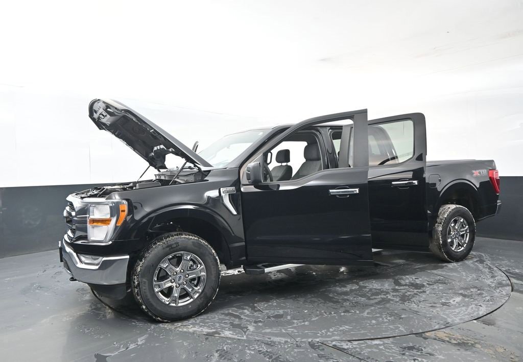Used 2023 Ford F150 XLT w/ XTR Package image 31
