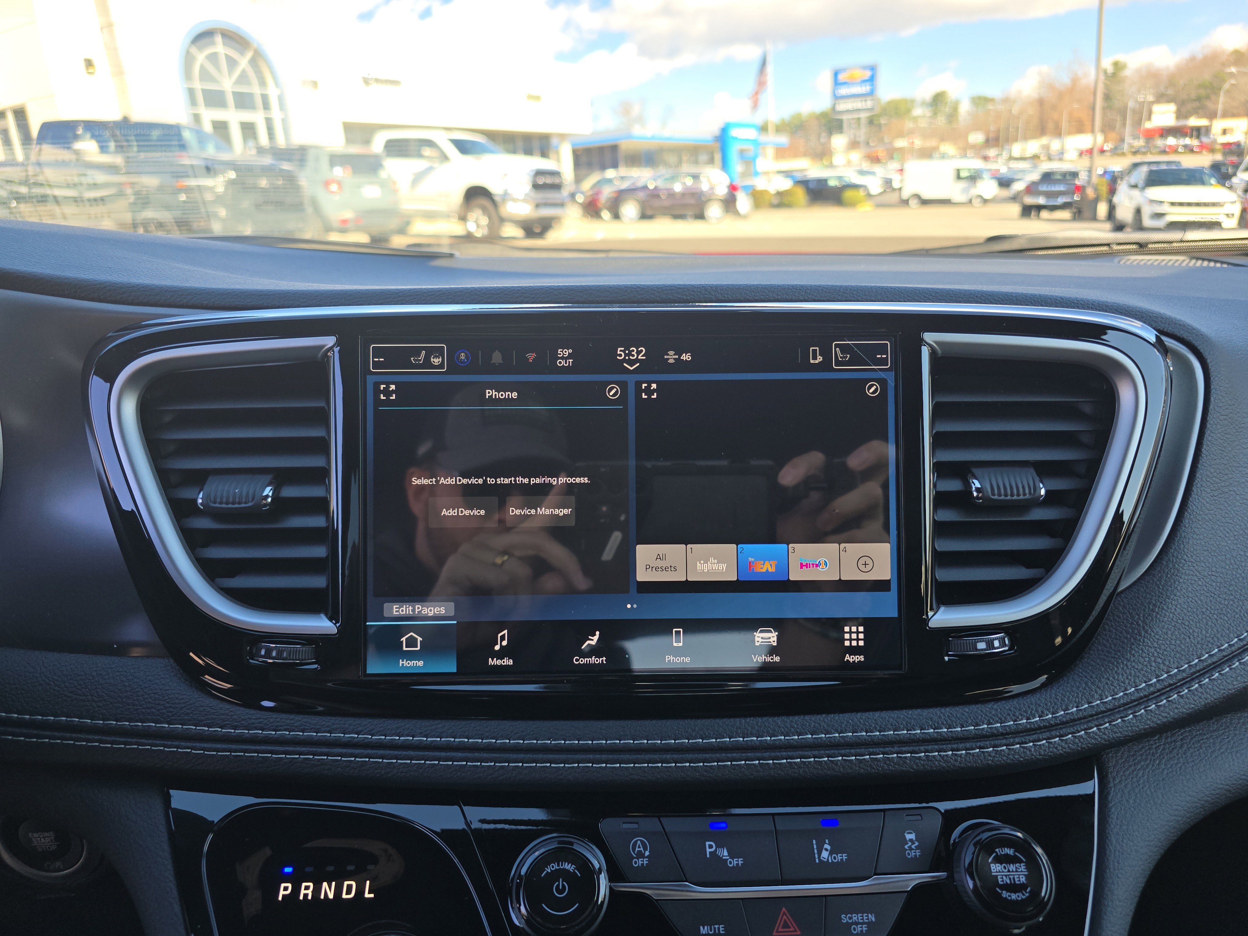 New 2026 Chrysler Pacifica Select image 27