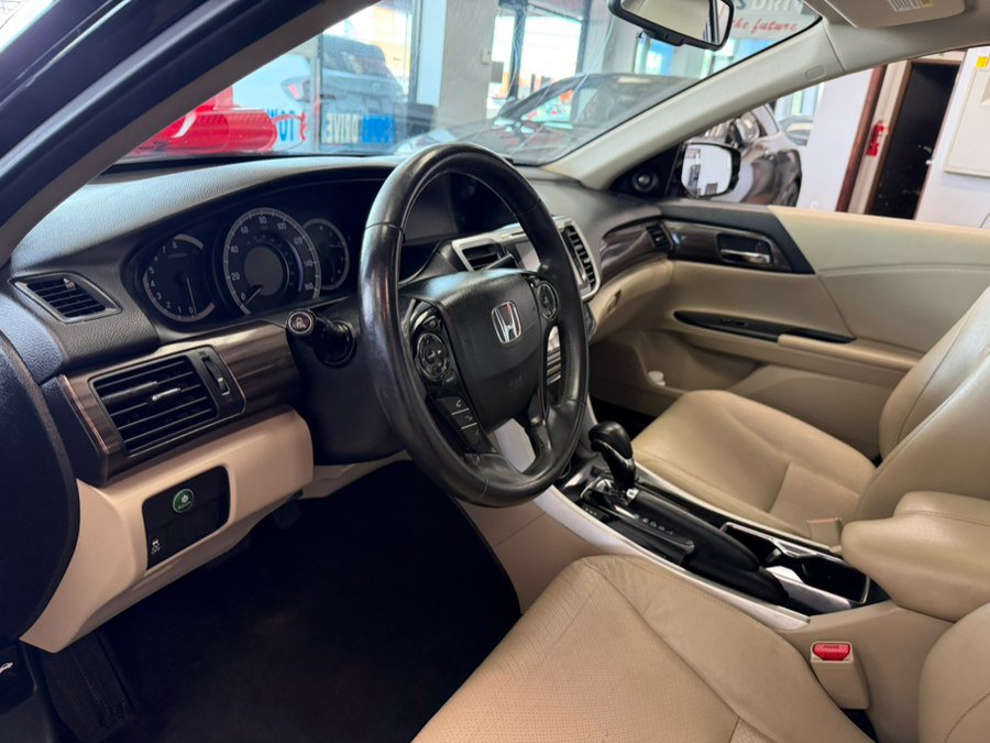 Used 2017 Honda Accord EX-L image 26