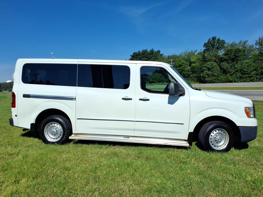 Used 2017 Nissan NV 3500 S w/ Power Package RWD image 2
