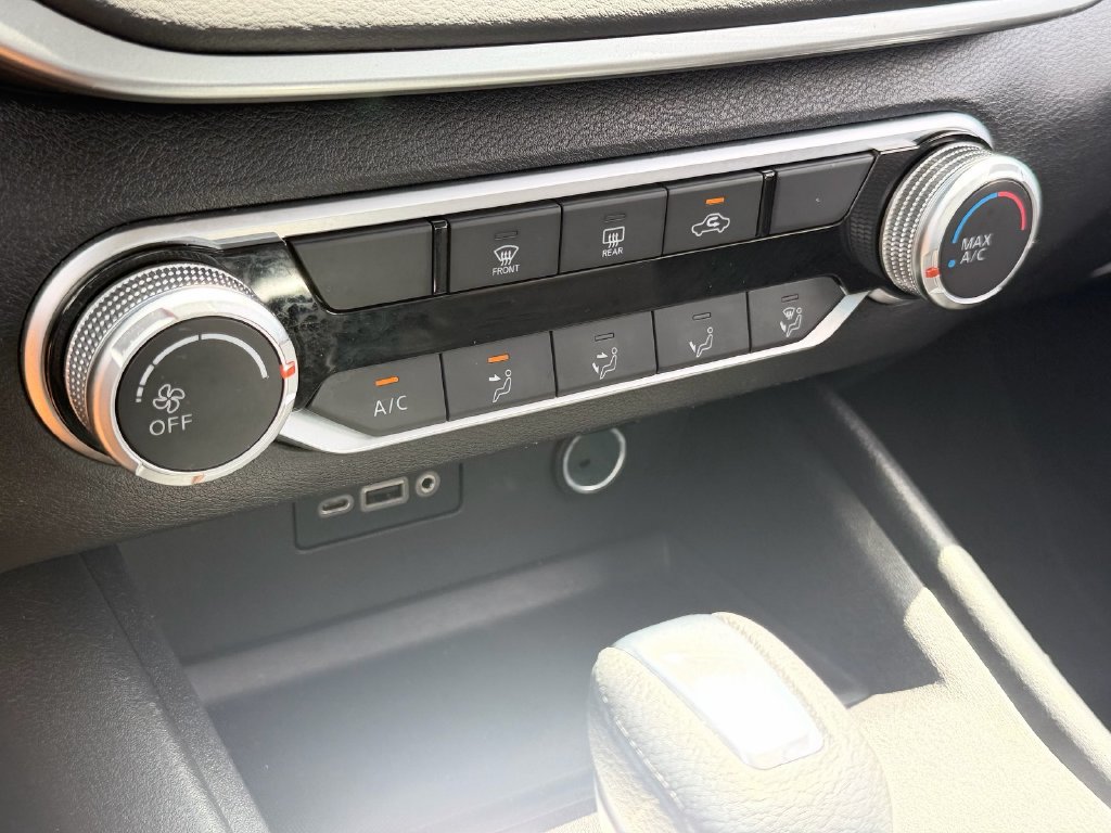 Used 2025 Nissan Altima 2.5 S FWD image 25