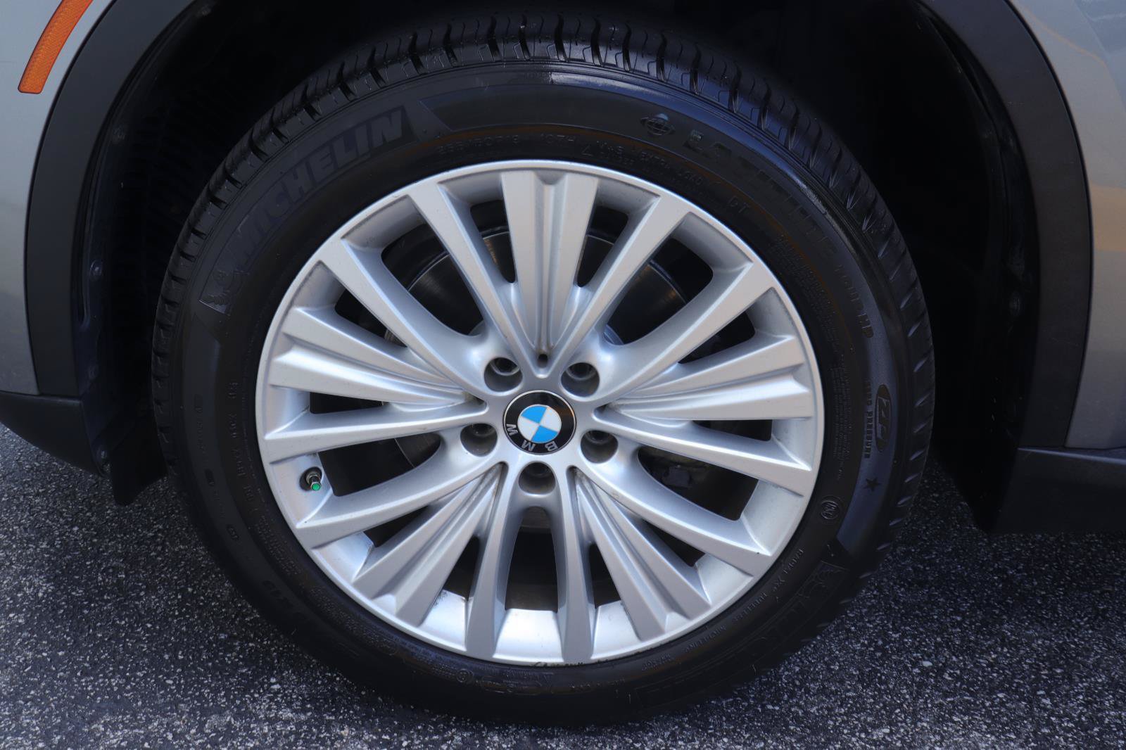 Used 2017 BMW X5 xDrive35i AWD/4WD image 34
