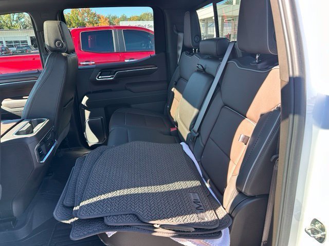 Used 2024 GMC Sierra 1500 Denali AWD/4WD image 27
