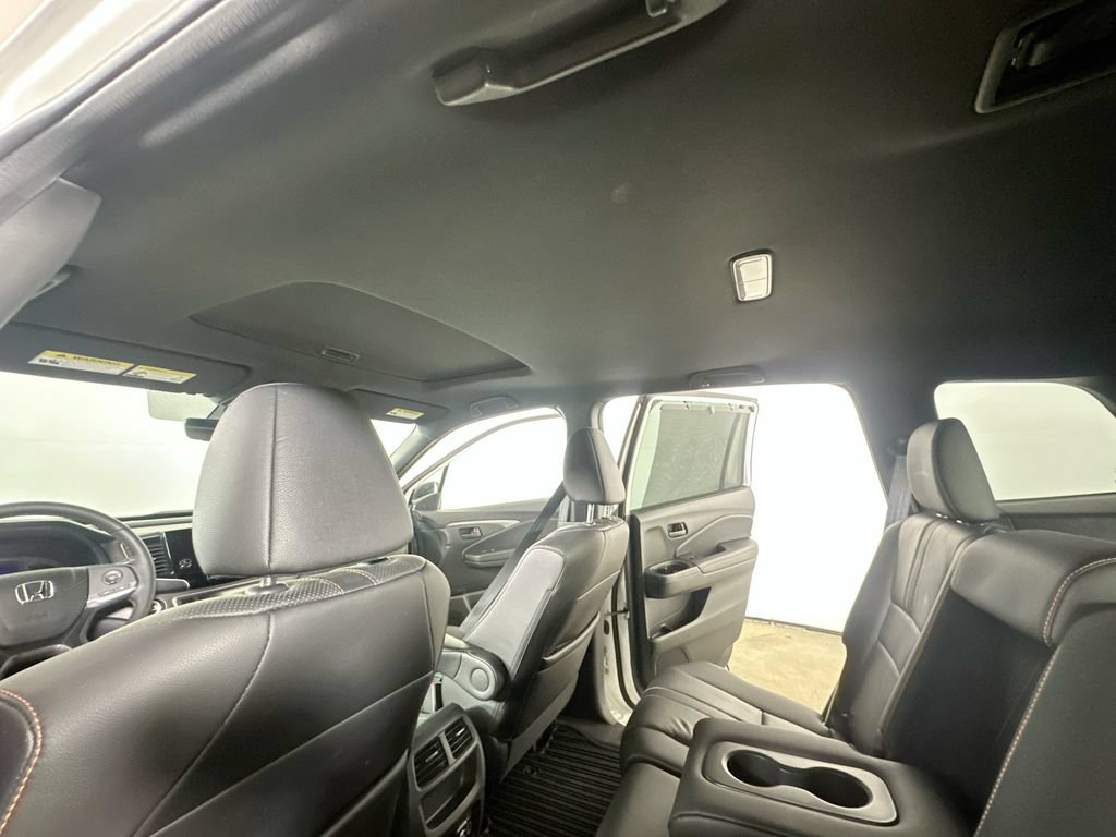 Used 2023 Honda Passport TrailSport image 15