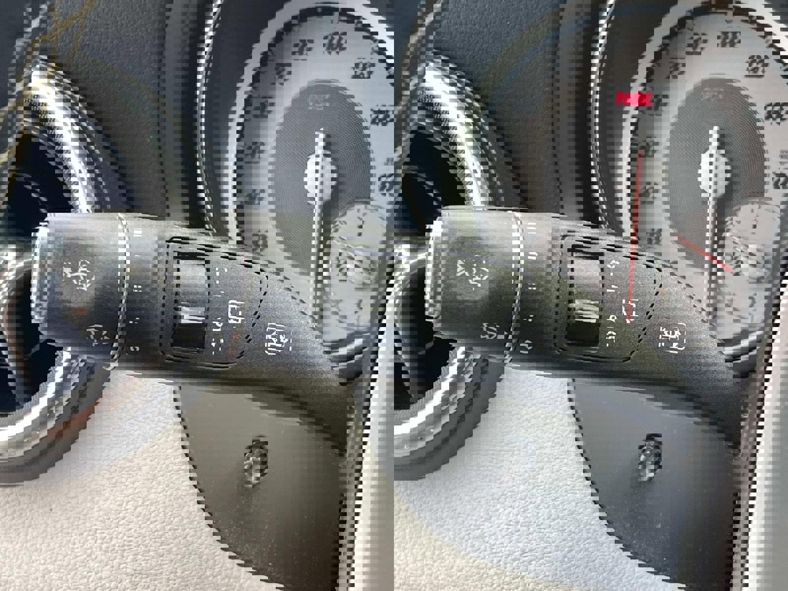 Used 2017 Mercedes-Benz GLA 250 4MATIC image 25