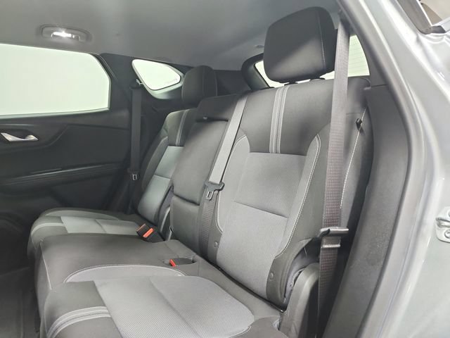 Used 2025 Chevrolet Blazer LT FWD image 34