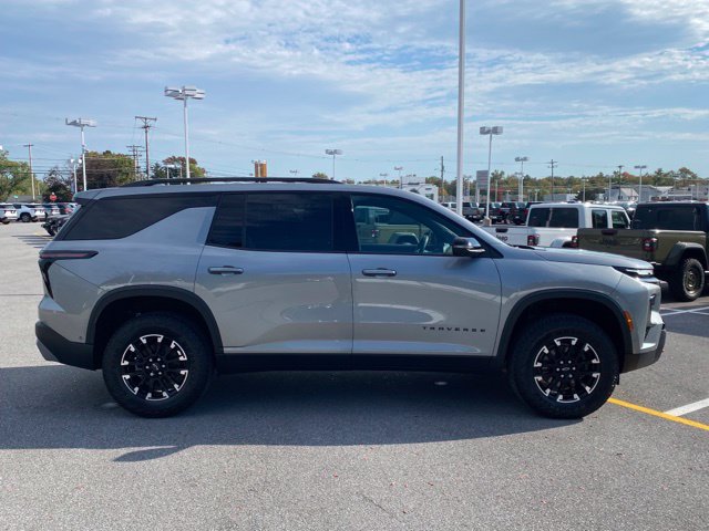 Used 2024 Chevrolet Traverse Z71 w/ Enhanced Driving Package AWD/4WD image 6