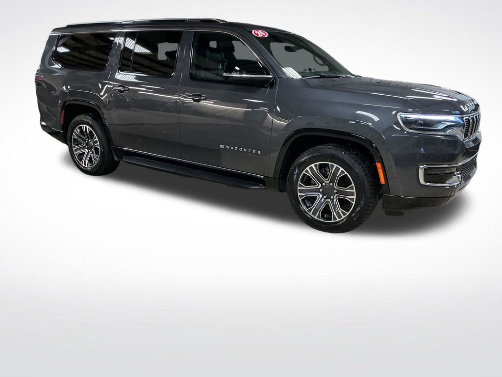 Used 2024 Jeep Wagoneer L Series II w/ Flexible Seating Group image 8