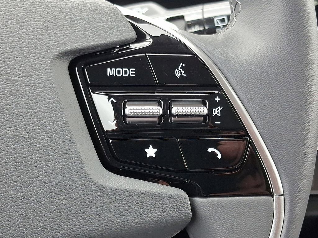 Certified 2025 Kia Niro EX image 21