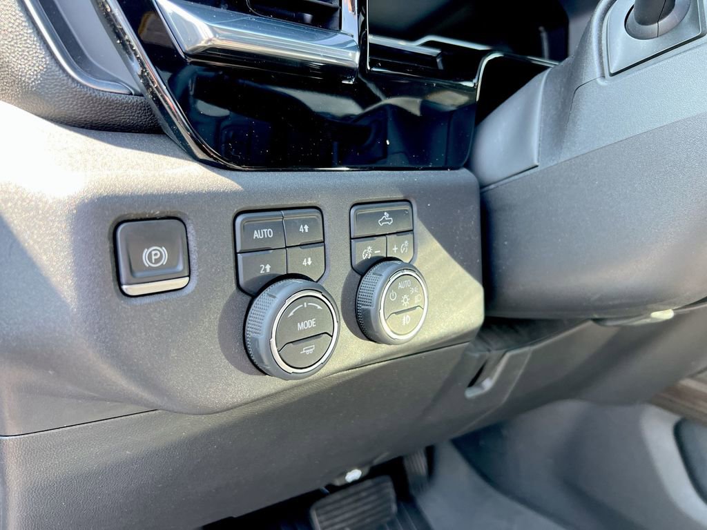Used 2022 Chevrolet Silverado 1500 RST w/ All Star Edition Plus AWD/4WD image 16