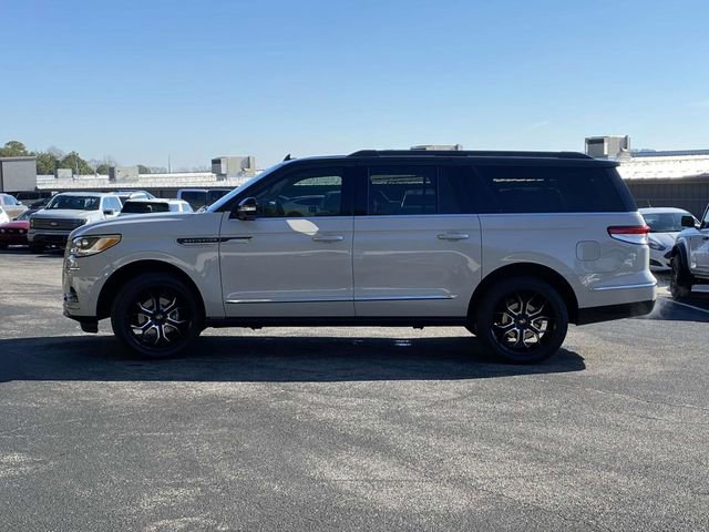 Used 2024 Lincoln Navigator L Reserve image 7