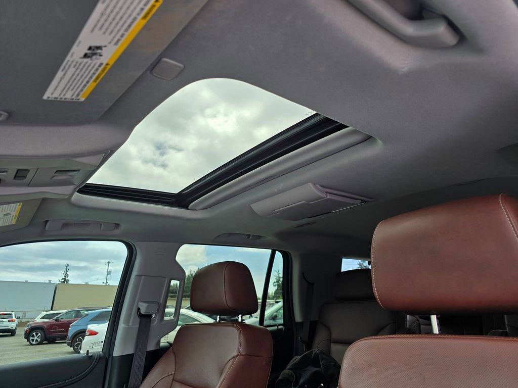 Used 2019 Chevrolet Tahoe Premier w/ Premier Plus Edition AWD/4WD image 21