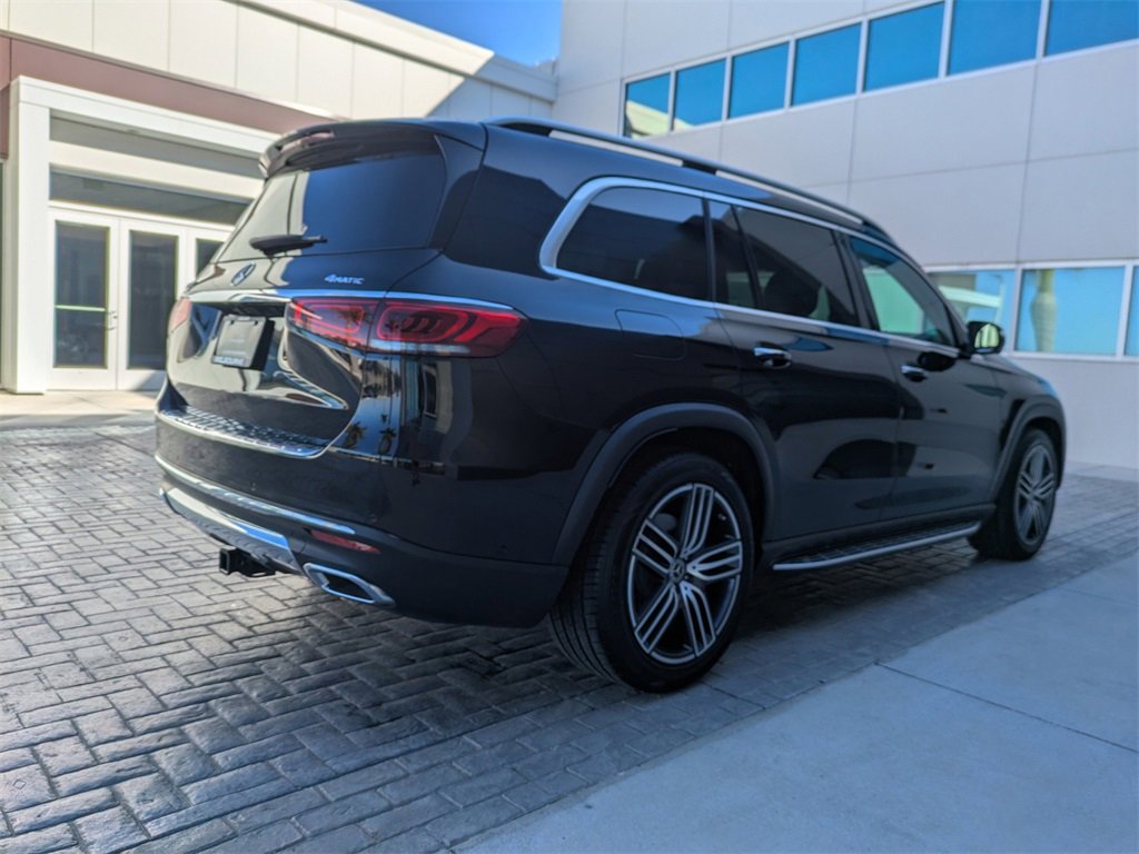 Used 2023 Mercedes-Benz GLS 450 4MATIC image 4