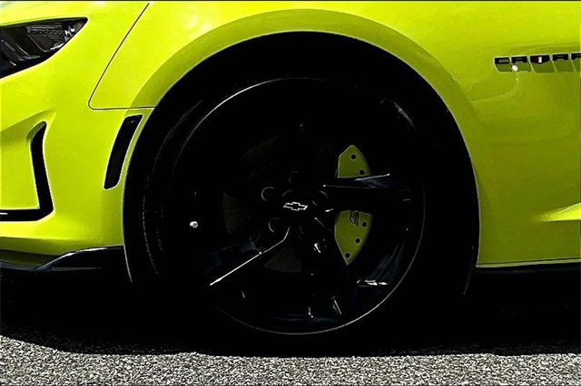 Used 2021 Chevrolet Camaro LT w/ RS Package image 32