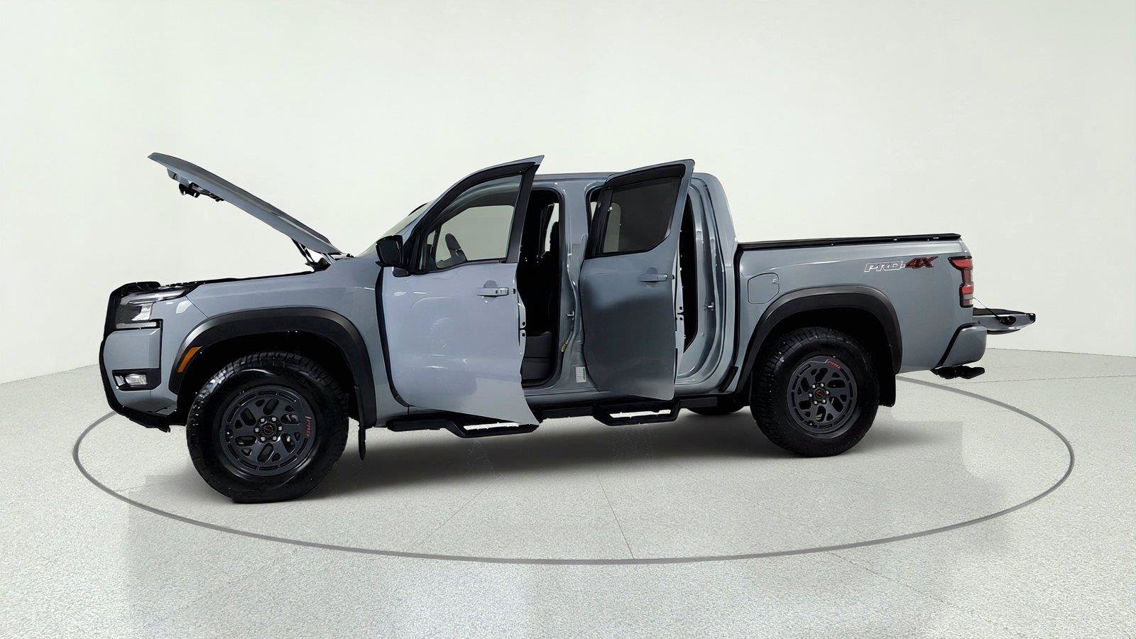 Certified 2026 Nissan Frontier PRO-4X w/ Tow Package AWD/4WD image 11