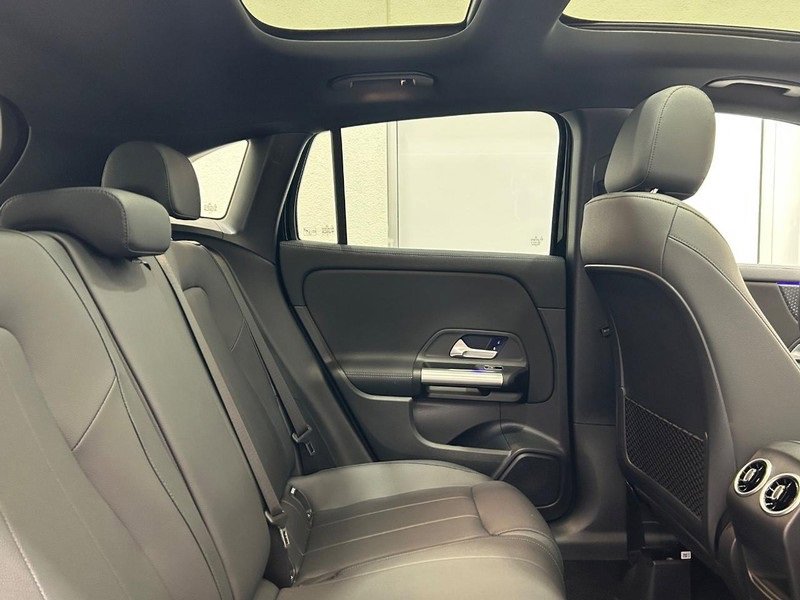 New 2025 Mercedes-Benz GLA 250 4MATIC image 5