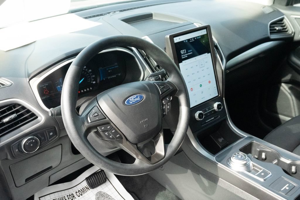 Used 2021 Ford Edge SE AWD/4WD image 17