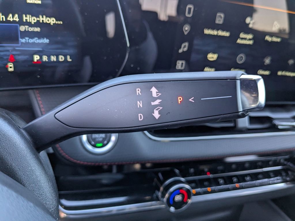 Used 2025 Chevrolet Equinox RS w/ Convenience Package III image 22