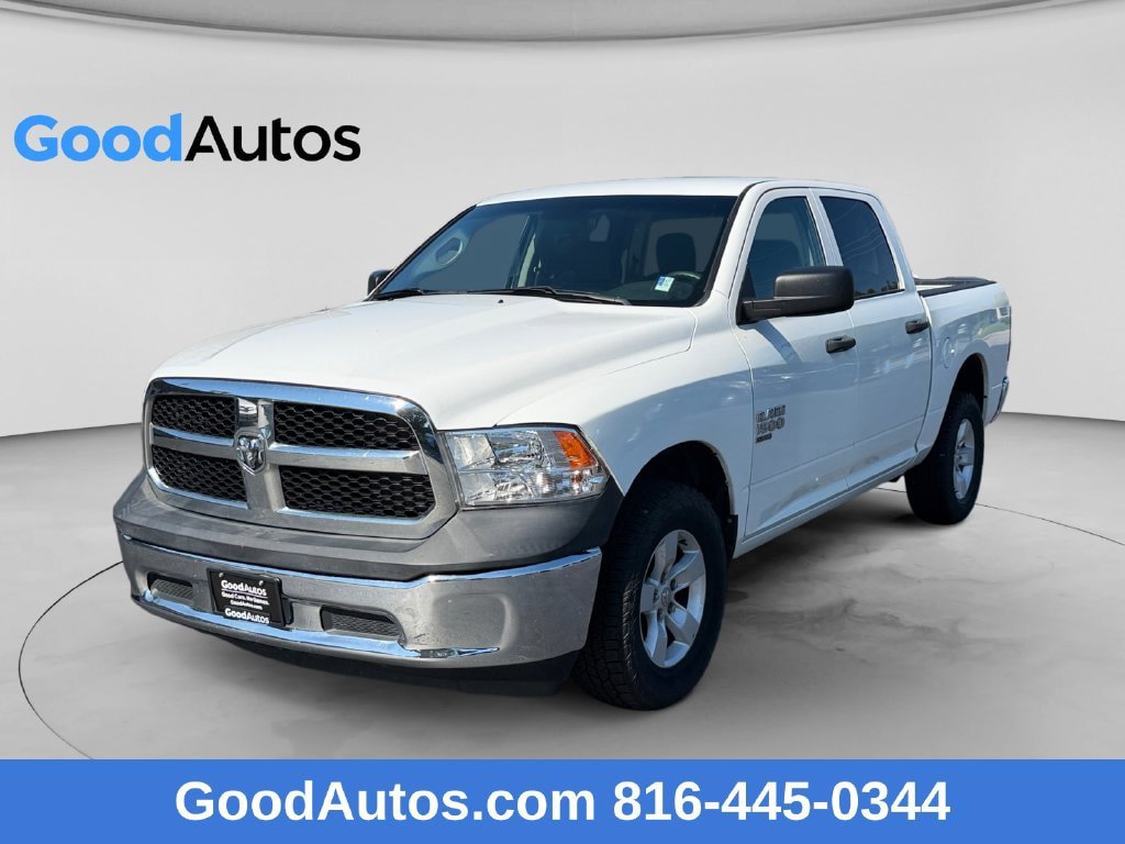 Used 2022 RAM 1500 Classic SLT AWD/4WD image 1