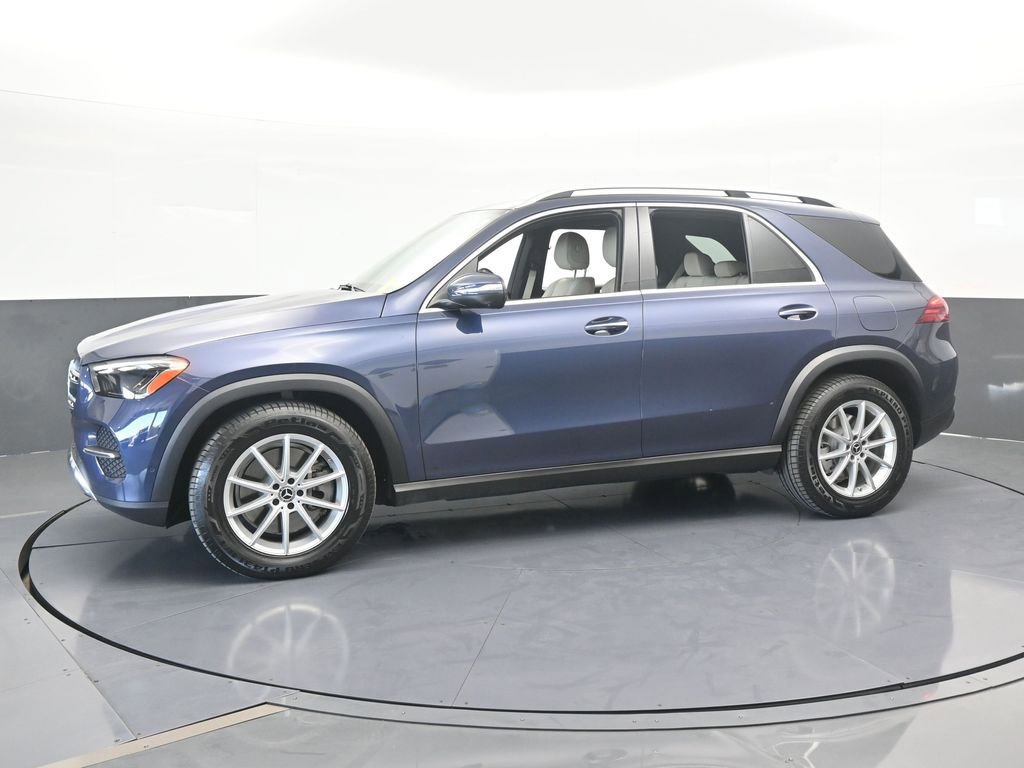 Used 2024 Mercedes-Benz GLE 450e 4MATIC image 2