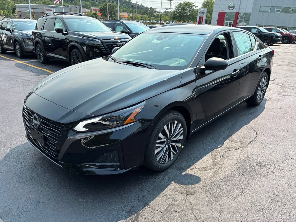 New 2026 Nissan Altima 2.5 SV AWD/4WD image 3
